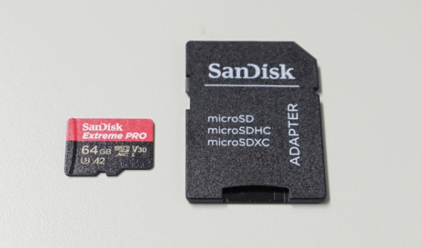microSDカードのアダプター